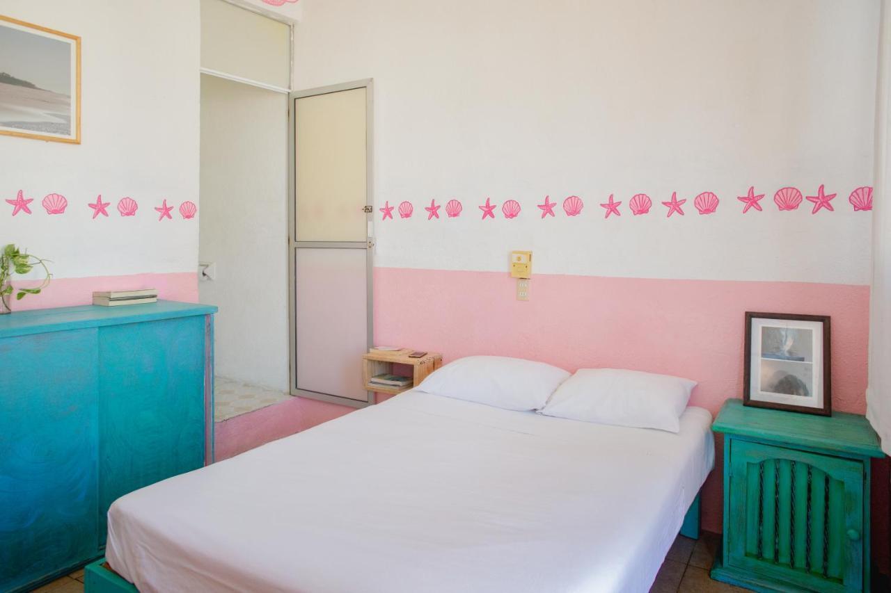 Residencia Artistica Hostel Puerto Escondido  Buitenkant foto